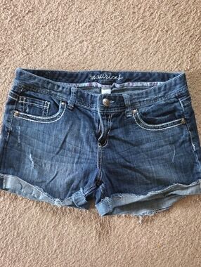 Maurices Blue Washed Denim Cutoff Shorts, Size 13/14